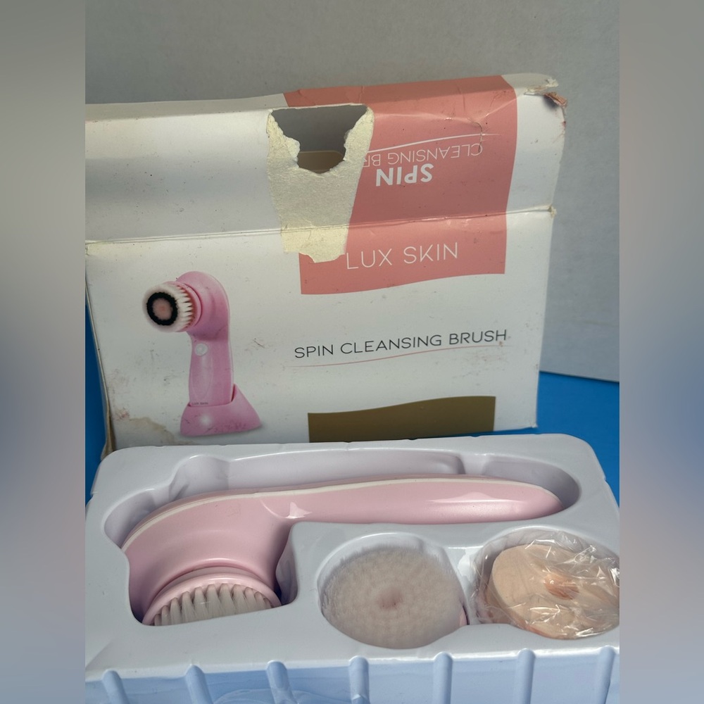 Pink Spin Cleansing Brush